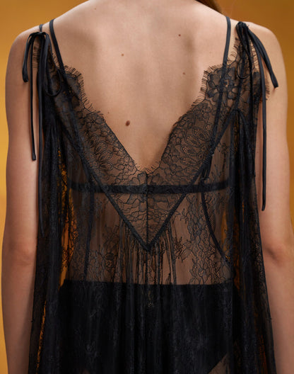 Мереживна сукня максі