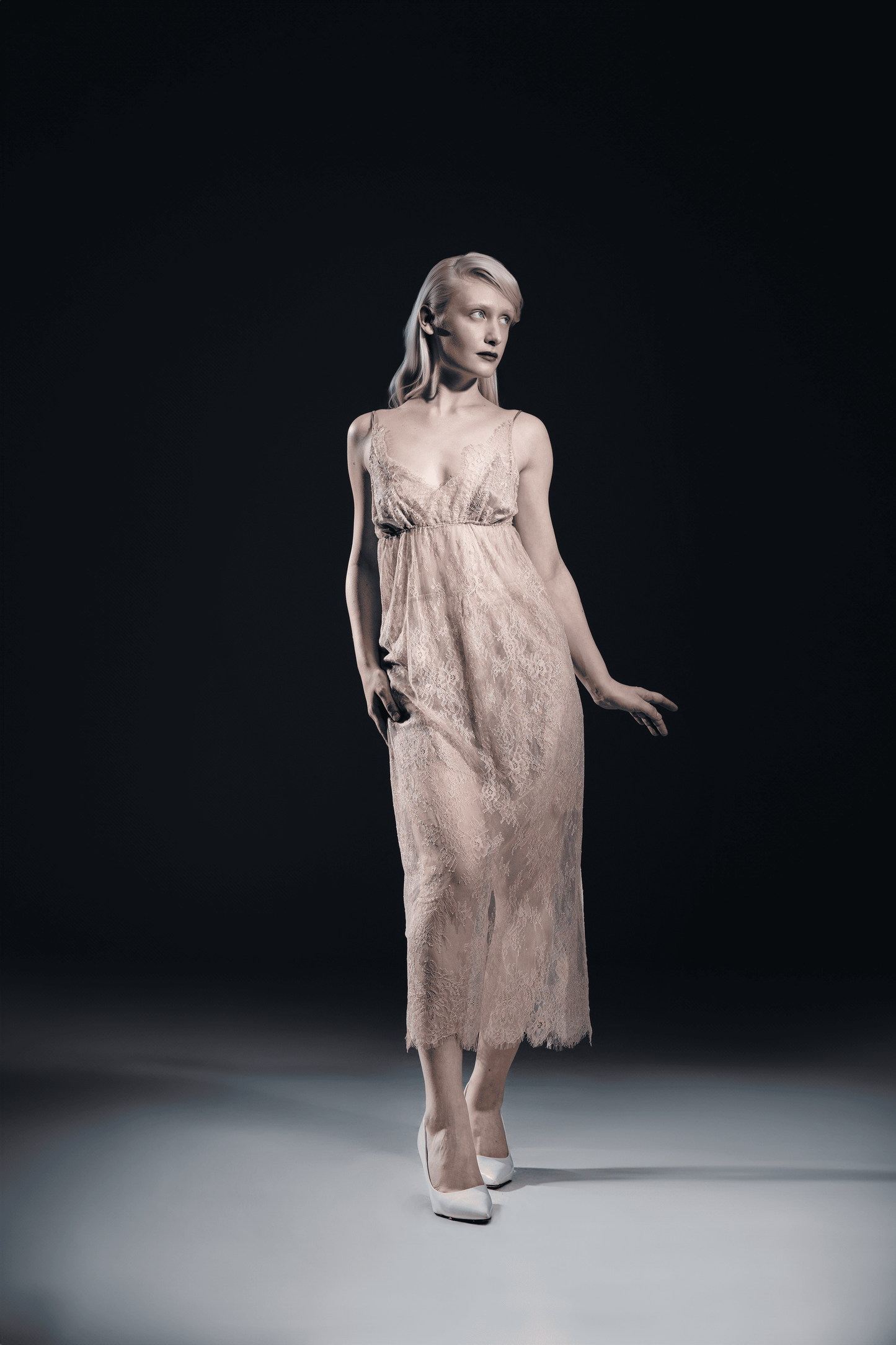 Lace midi dress
