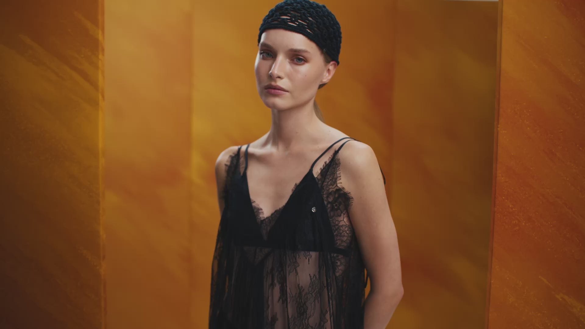 Завантажити відео: 